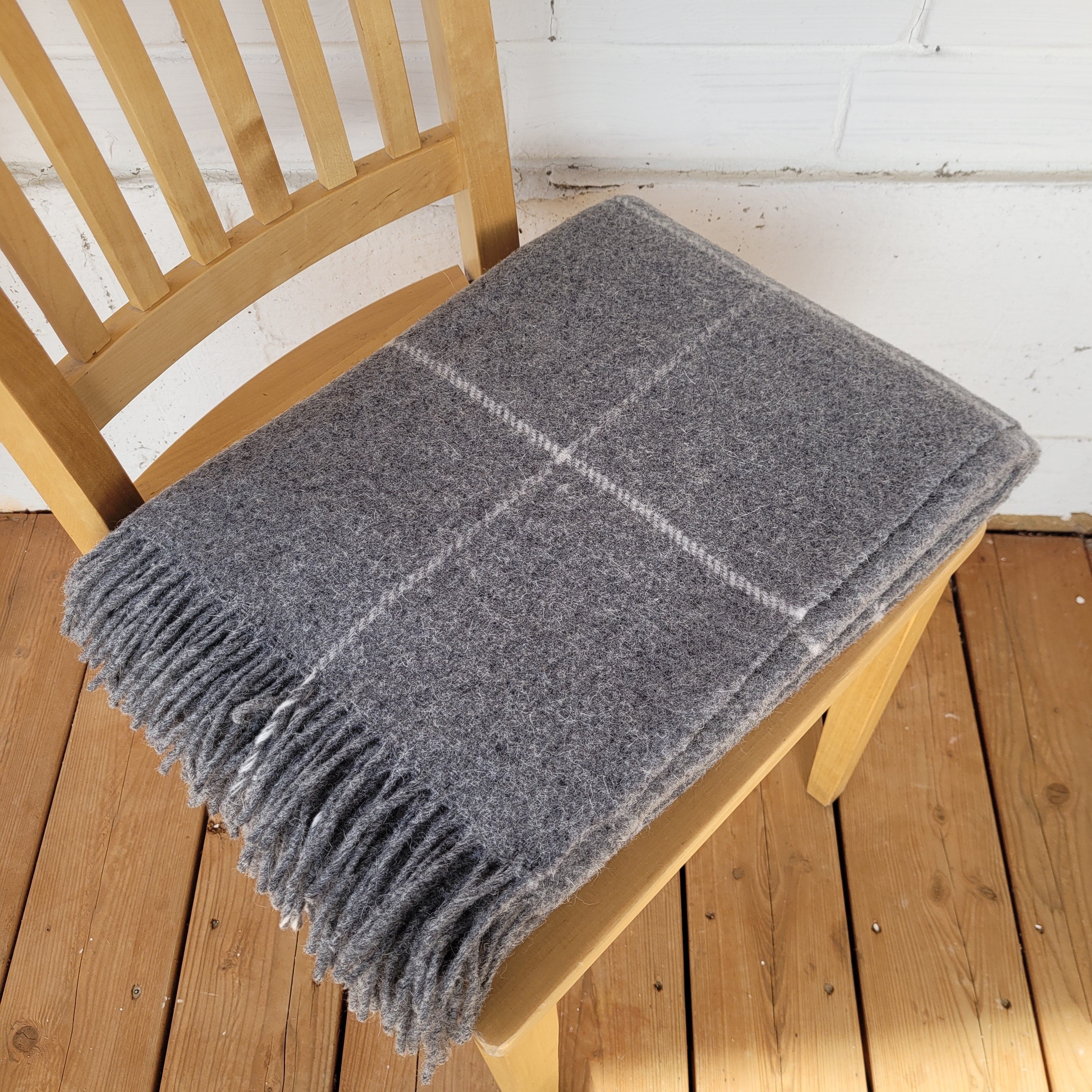 New Zealand Wool Blanket – Thick Woolen Plaid Throw | Cozy Sofa Cover