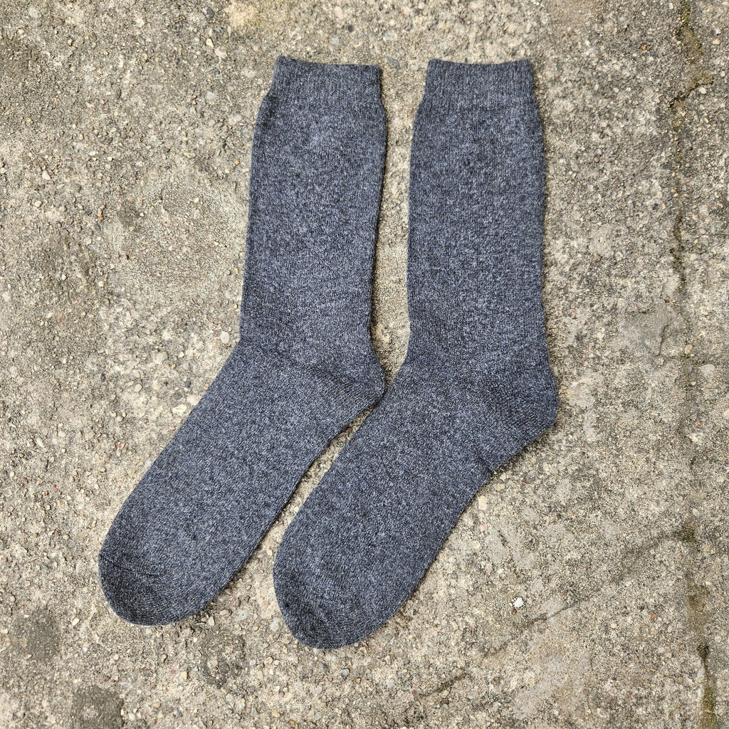 Thin Merino Wool Socks – Lightweight Black Nordic Hiking & Running Socks