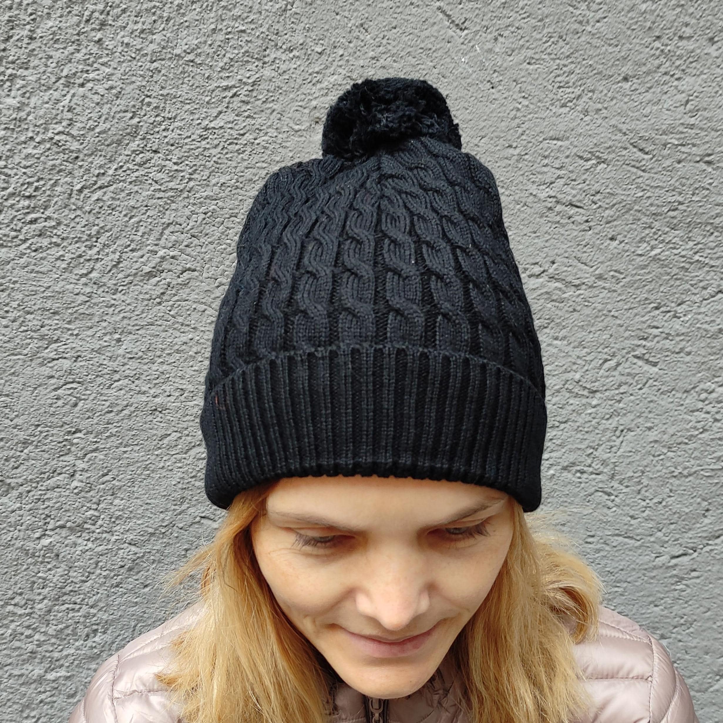 Nordic Woolen Hat – Braided Pattern Beanie with Fleece Lining for Scandinavian Winter