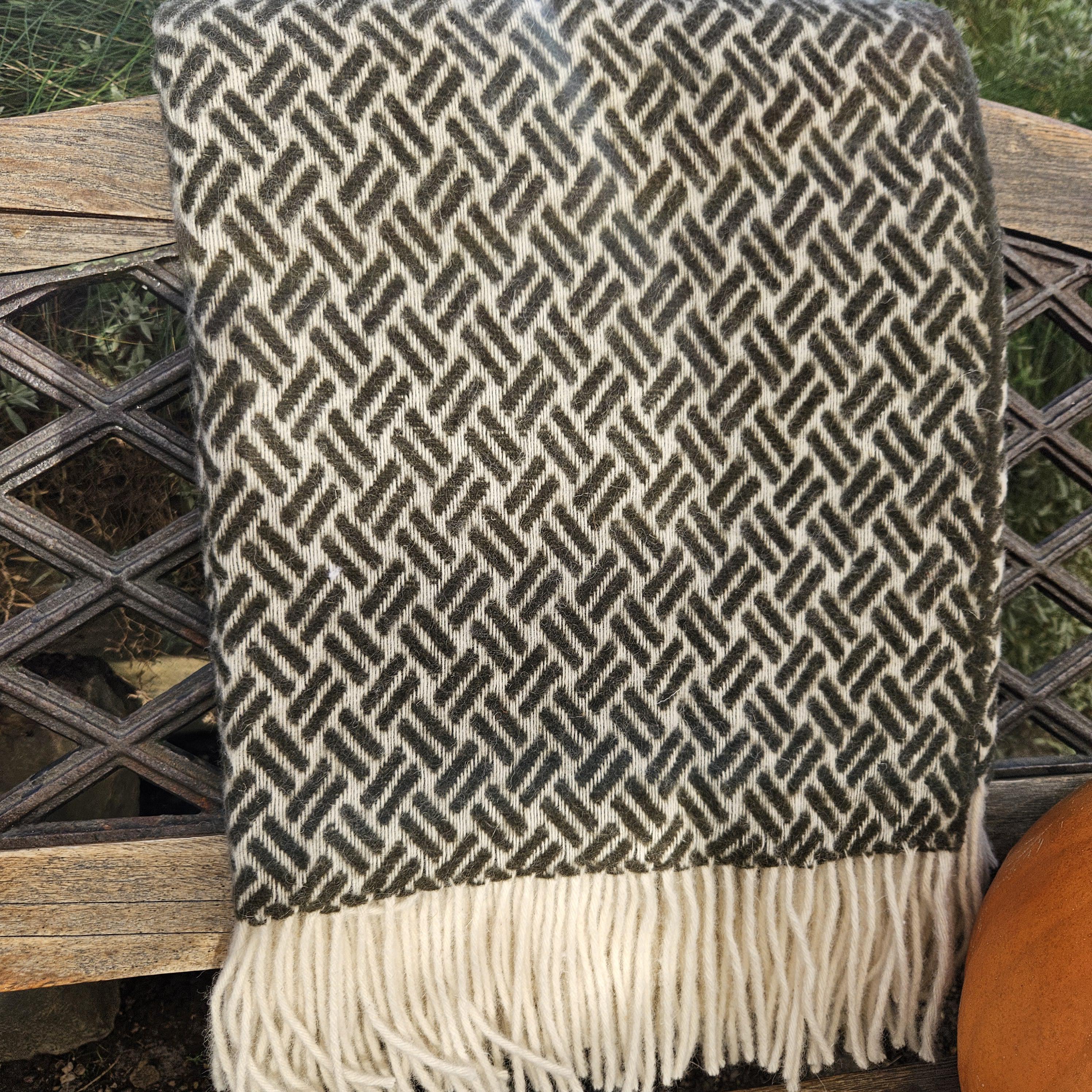 Wool Blanket – Natural Throw Plaid With Fringe Edge | Warm Wool Blanket For Cozy Home