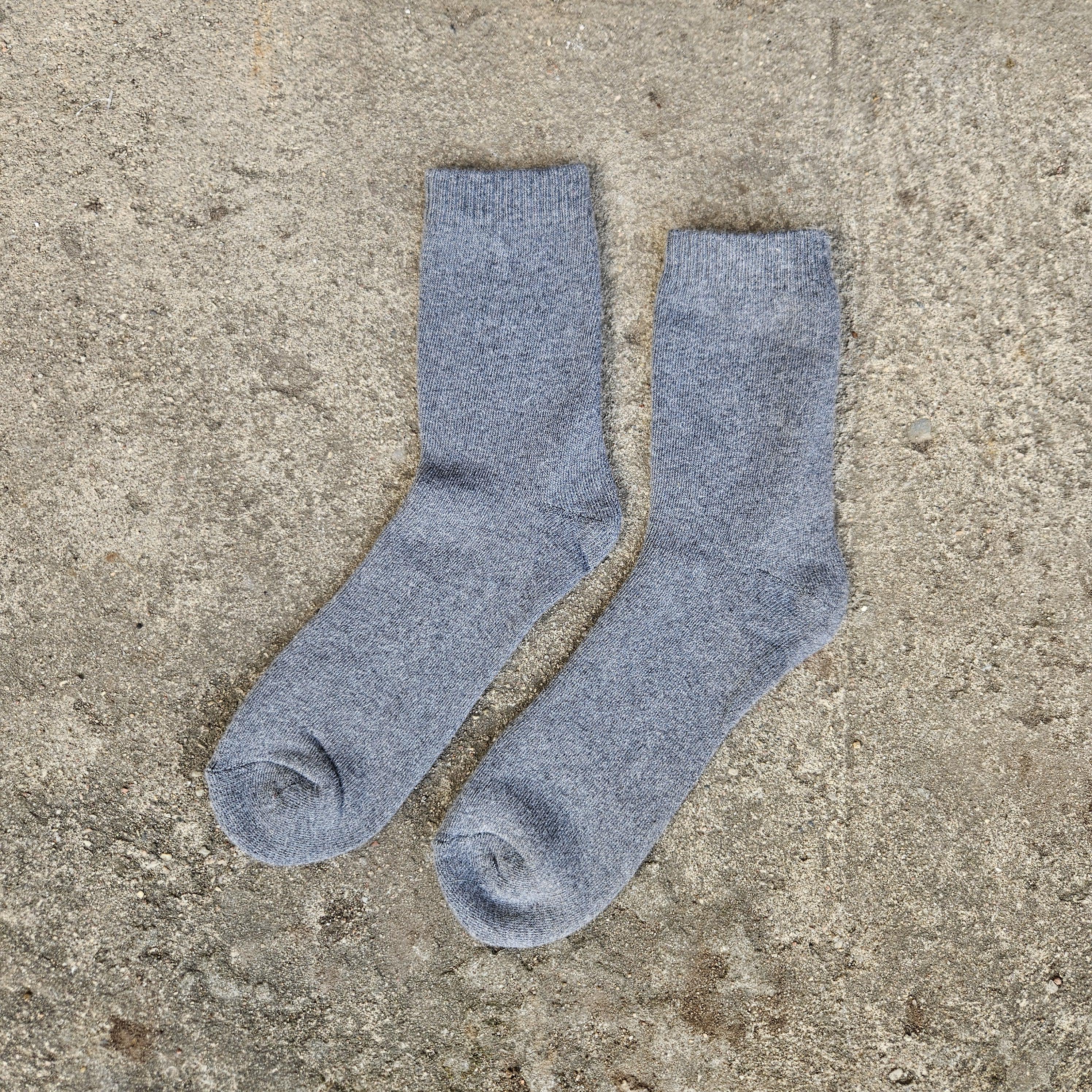 Thicker Merino Wool Socks – Nordic Warm Gray Hiking Socks for Men & Women
