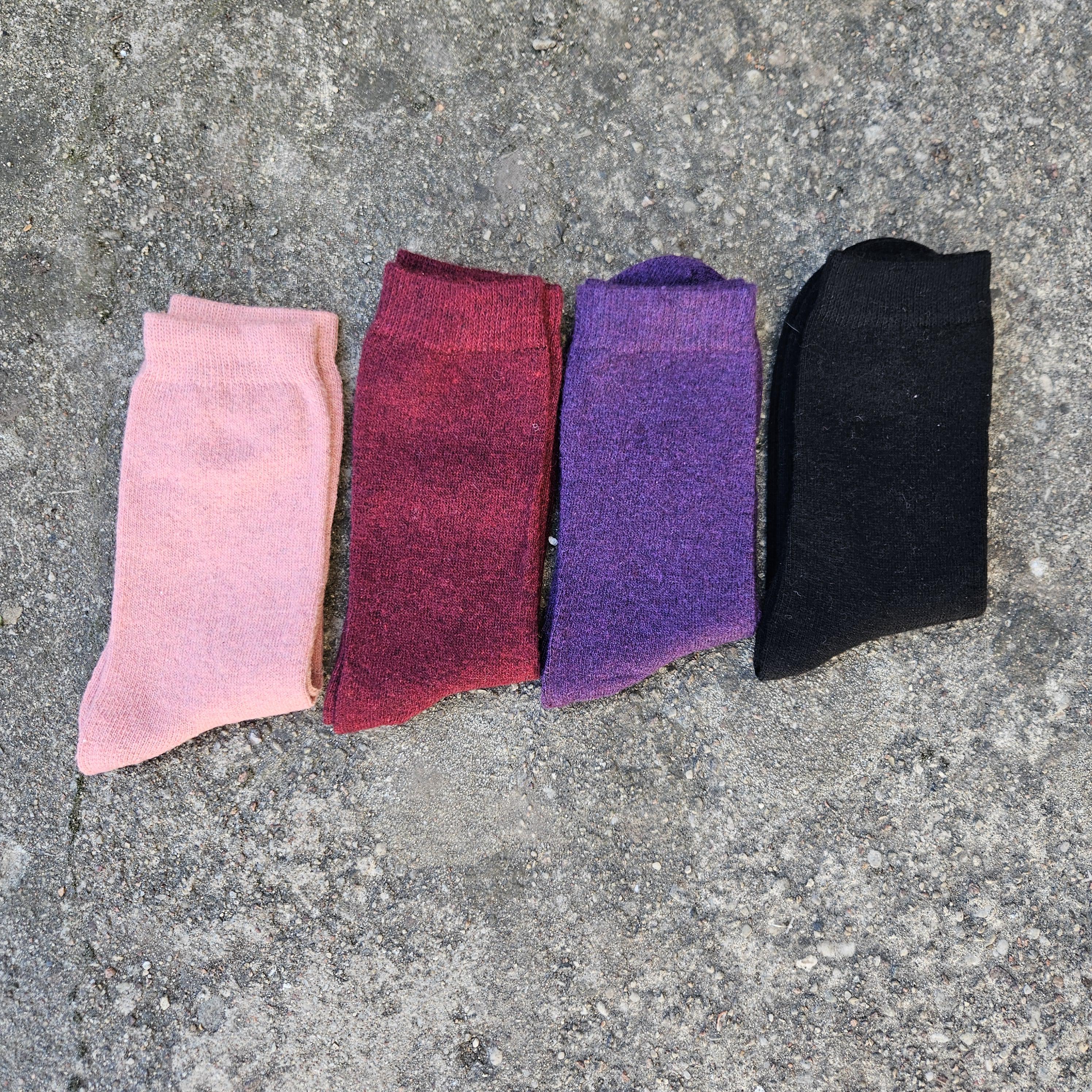 Thin Merino Wool Socks – Warm Hiking & Running Socks | Unisex Nordic Style