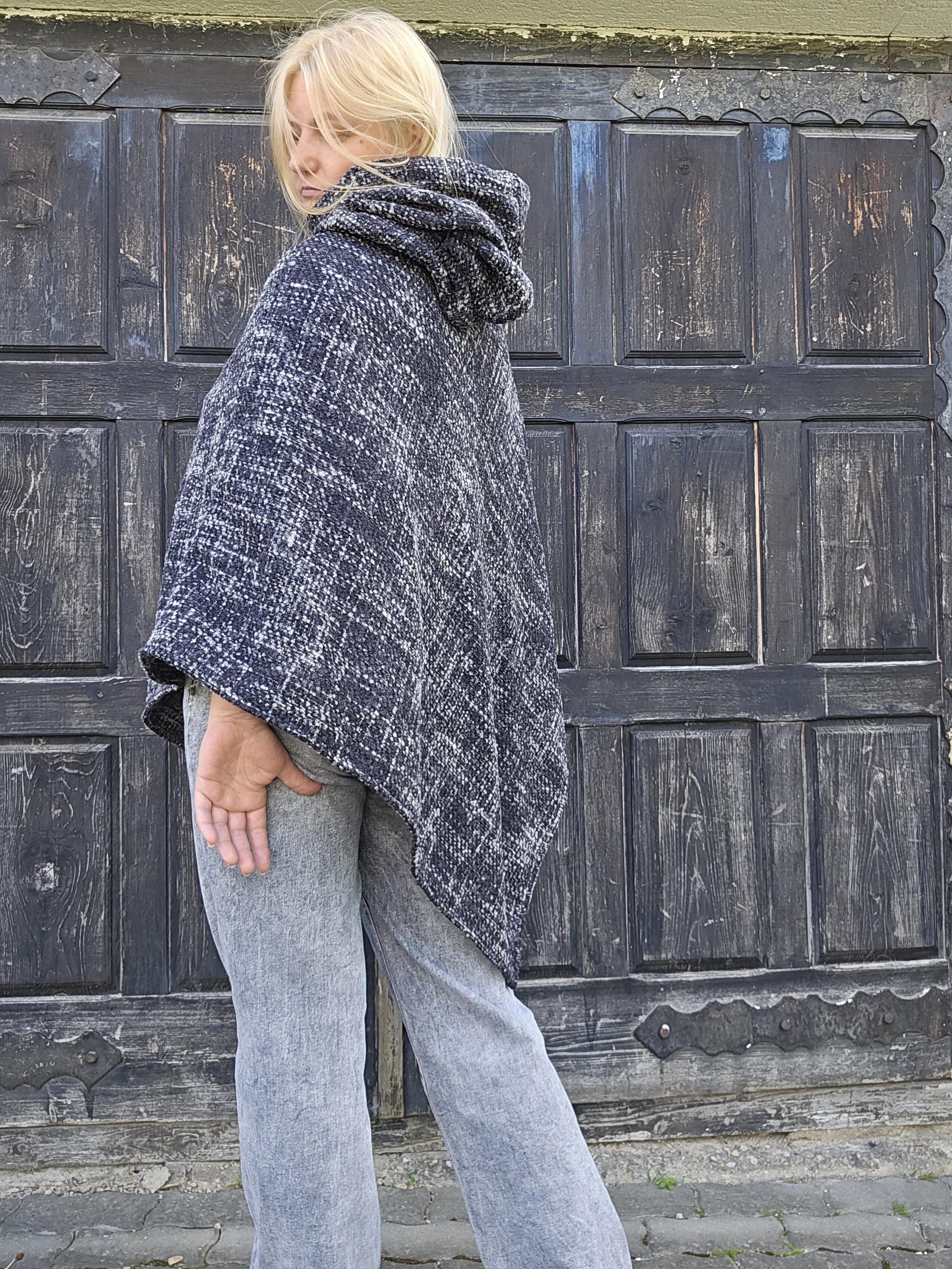 Wool Blanket Poncho Kiruna - Hooded Wool Cape Brown Zigzag Ruana for Outdoor Comfort