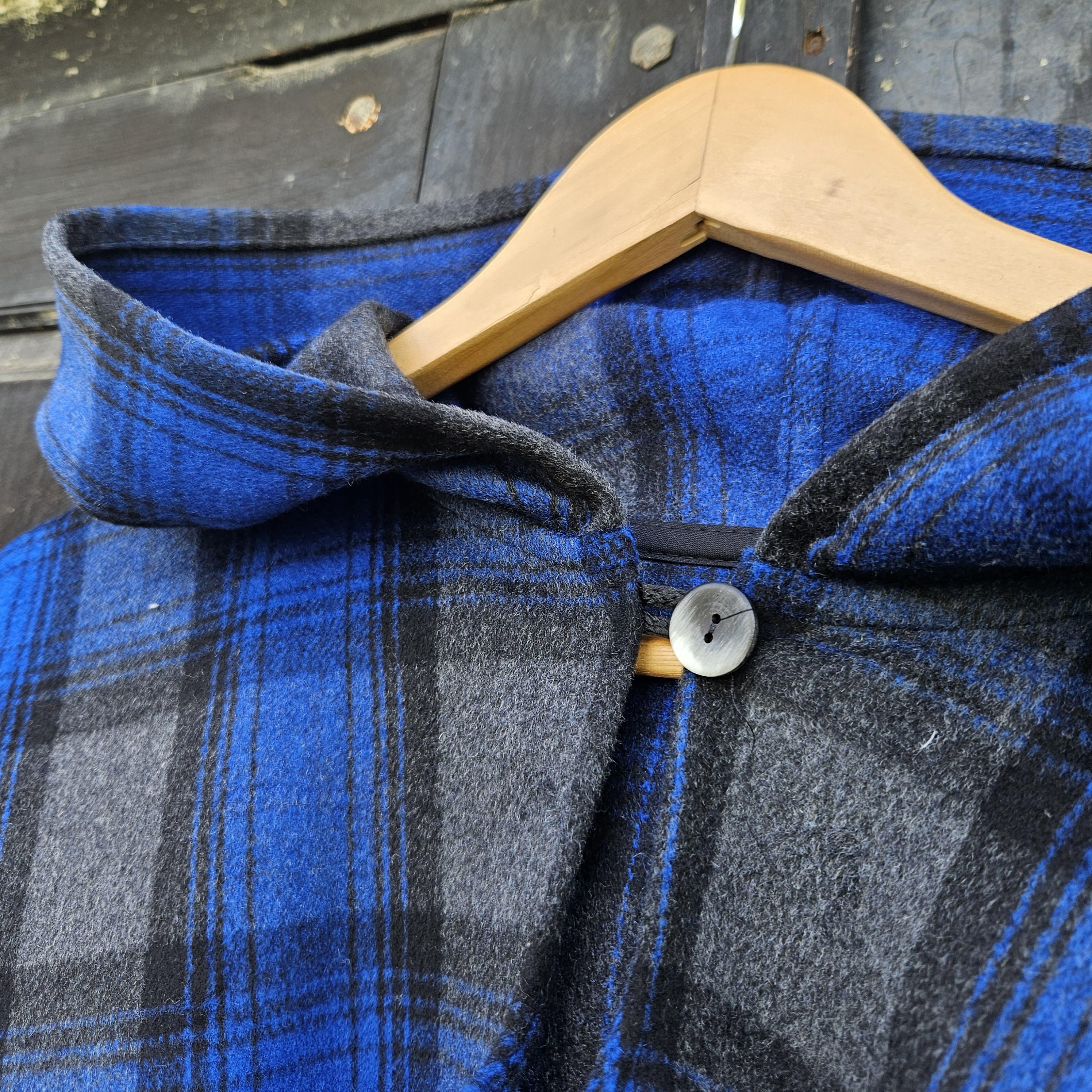 Wool Poncho Oland - Unisex Ruana Blue Blanket Poncho with Hood | Comfortable Outdoor Shawl Cloak