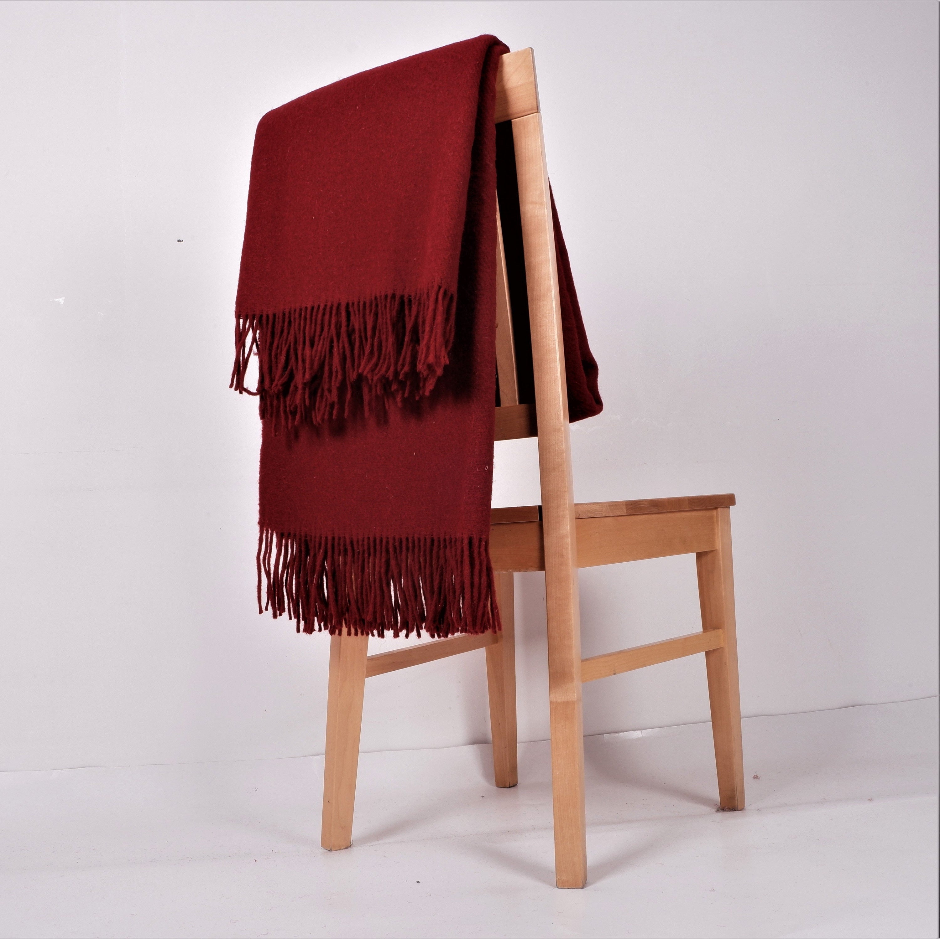 Wool Blanket – New Zealand Wool Throw | Warm Winter Blanket, Breathable & Hypoallergenic
